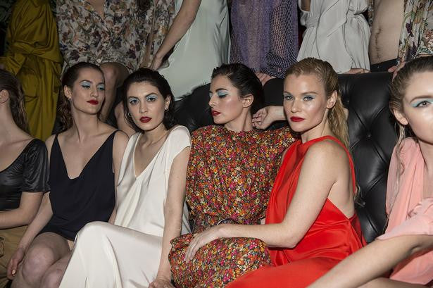 Undercover Miss Crabb - Stephen Marr