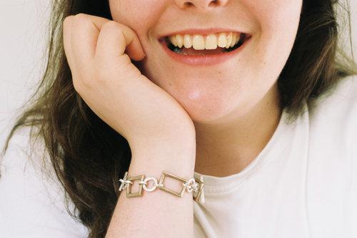 Loving Is Easy Bracelet Bronze