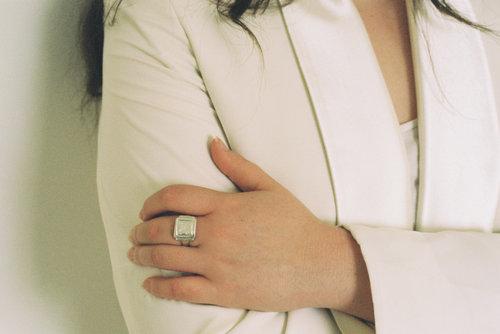 Lucinda Barrett Hold my hand signet ring Silver