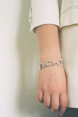 Lucinda Barrett Loving Is easy chain Bracelet Silver