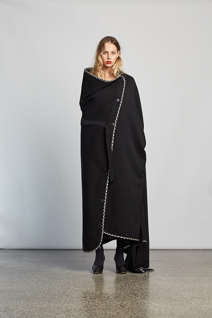 Mythology Cape Black Rib